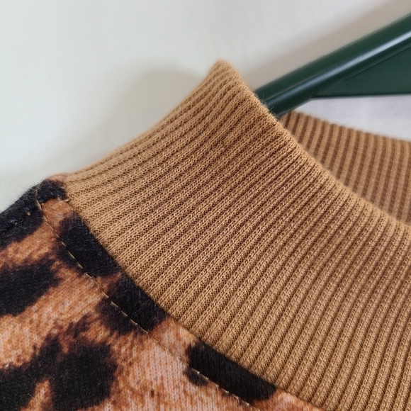 NWT BP Cheetah Print Crewneck Pullover Sweatshirt Woman's Size XXS - Picture 11 of 11
